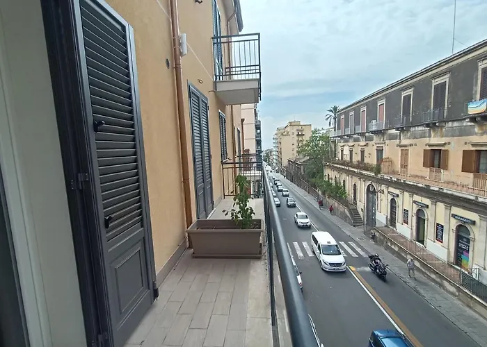 Friends & Family Apartment - Free Parking Car