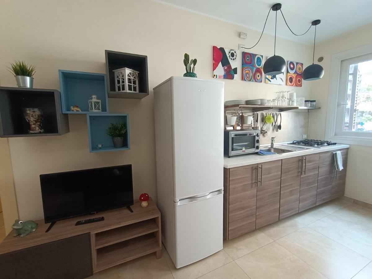 Friends & Family - Free Parking Car Apartment Catania