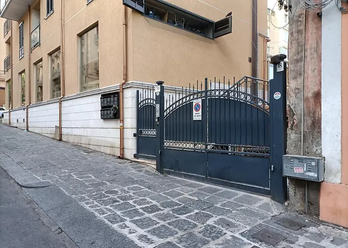 Friends & Family Apartment - Free Parking Car