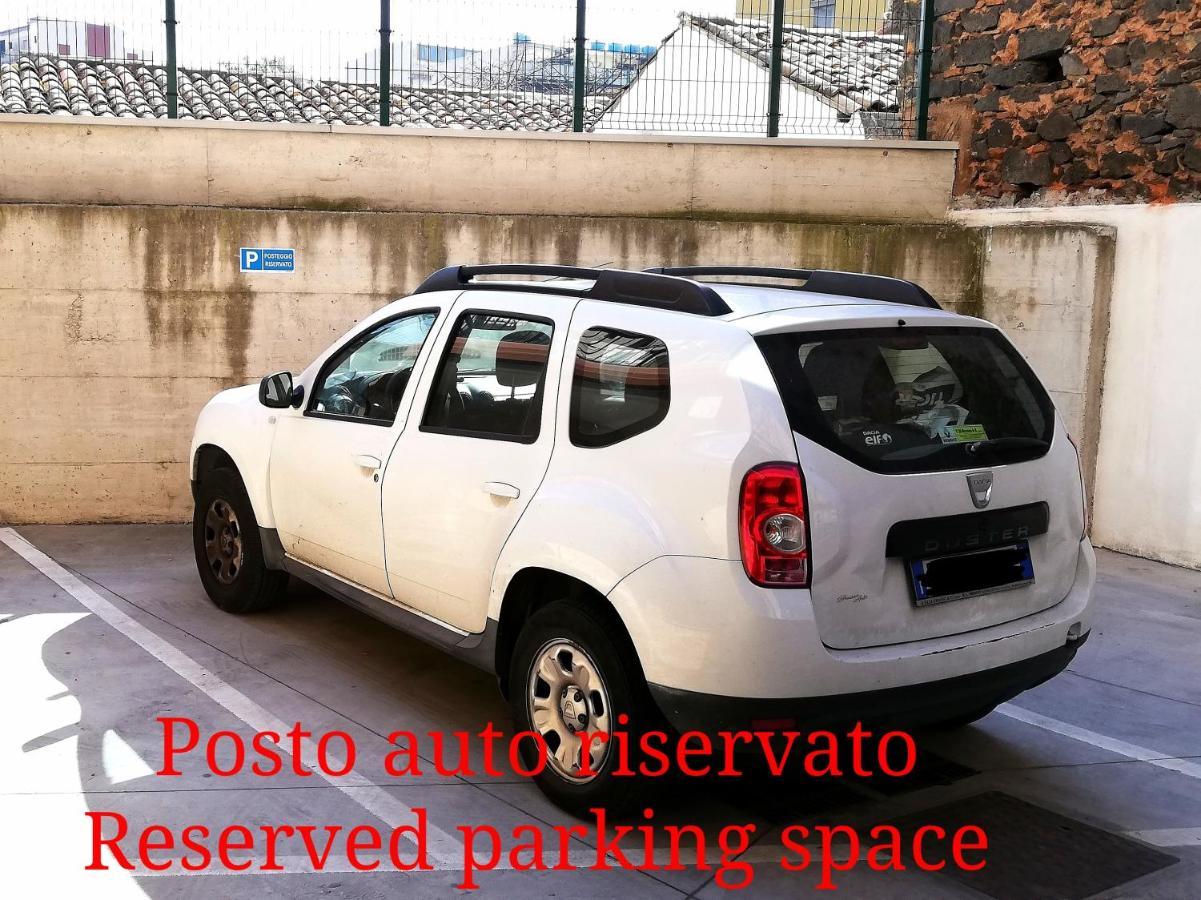 Friends & Family - Free Parking Car Catania